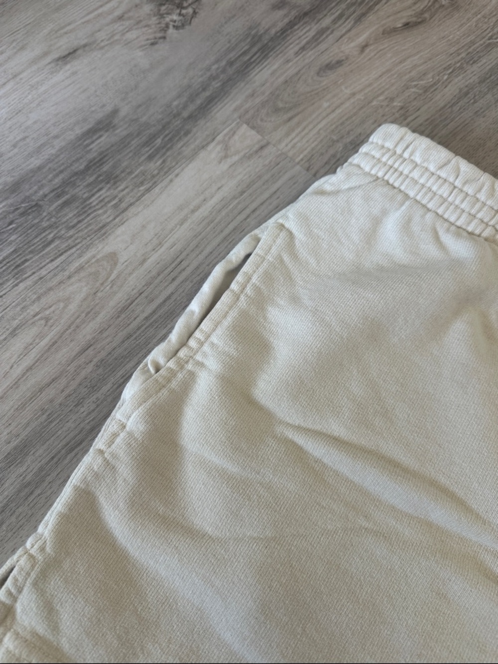 Brandy Melville Cream 'New York' Athletic Shorts - Picture 6 of 6